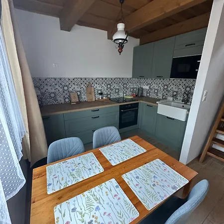בית נופש Wine & Relax Mezi Sklepy